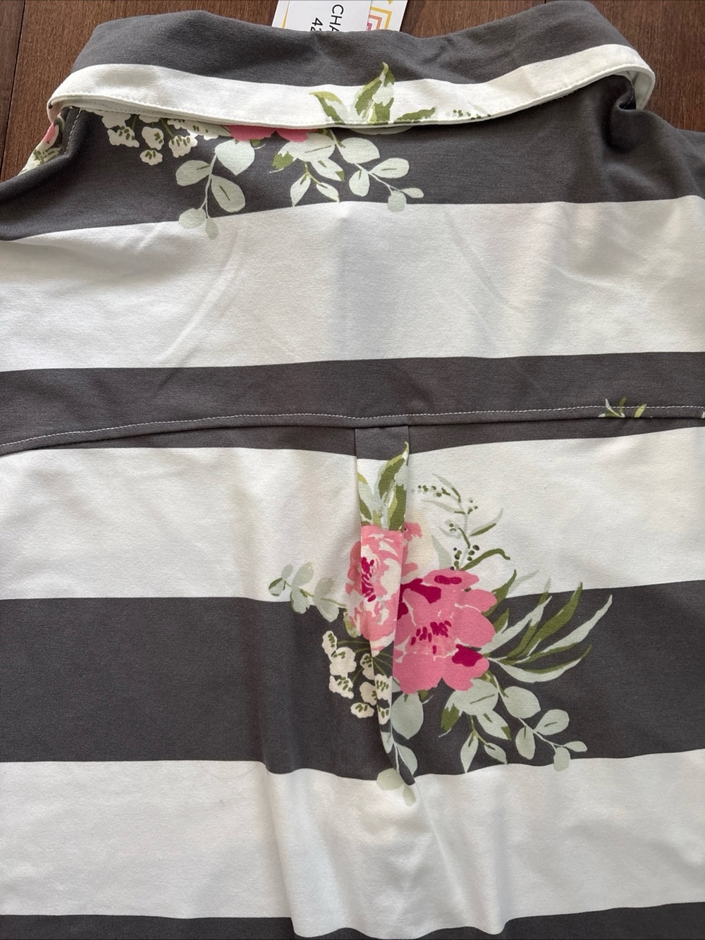 LulaRoe Striped and Floral Charlie Button Up Top Womens L New Soft Stretchy - Picture 11 of 14